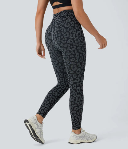 Højtaljede yogaleggings med leopardprint og sømløst flow